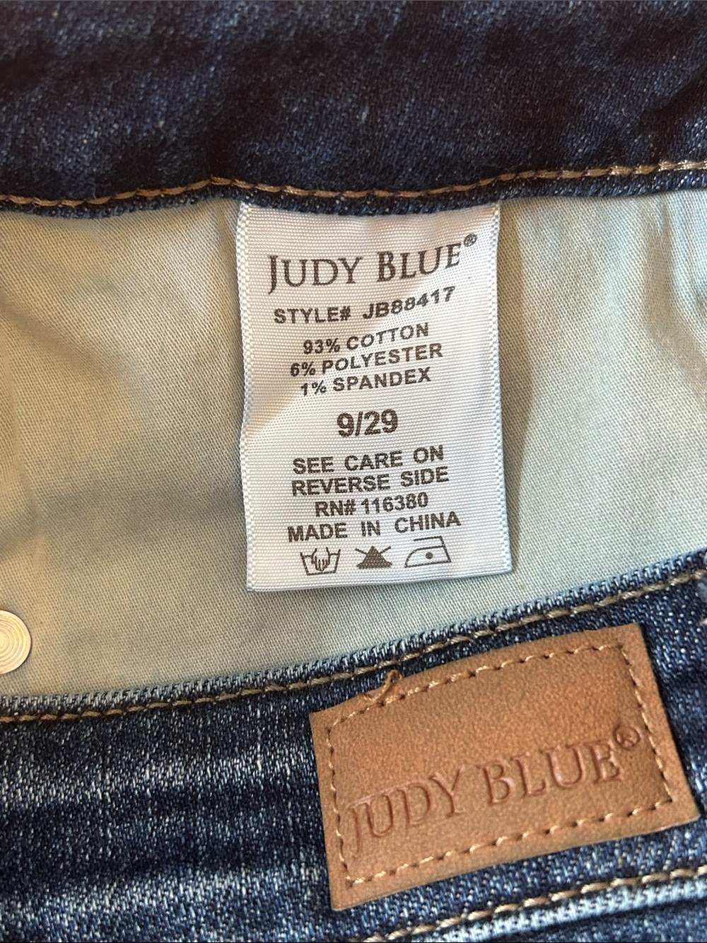 NWOT Judy Blue Skinny Jeans(size 29) - Picture 9 of 12